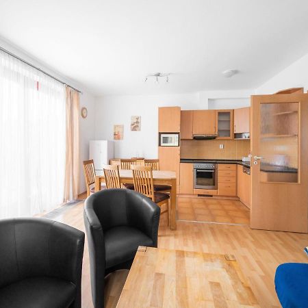 Comfortable Holiday Home In Lipno With Garden Lipno nad Vltavou Esterno foto